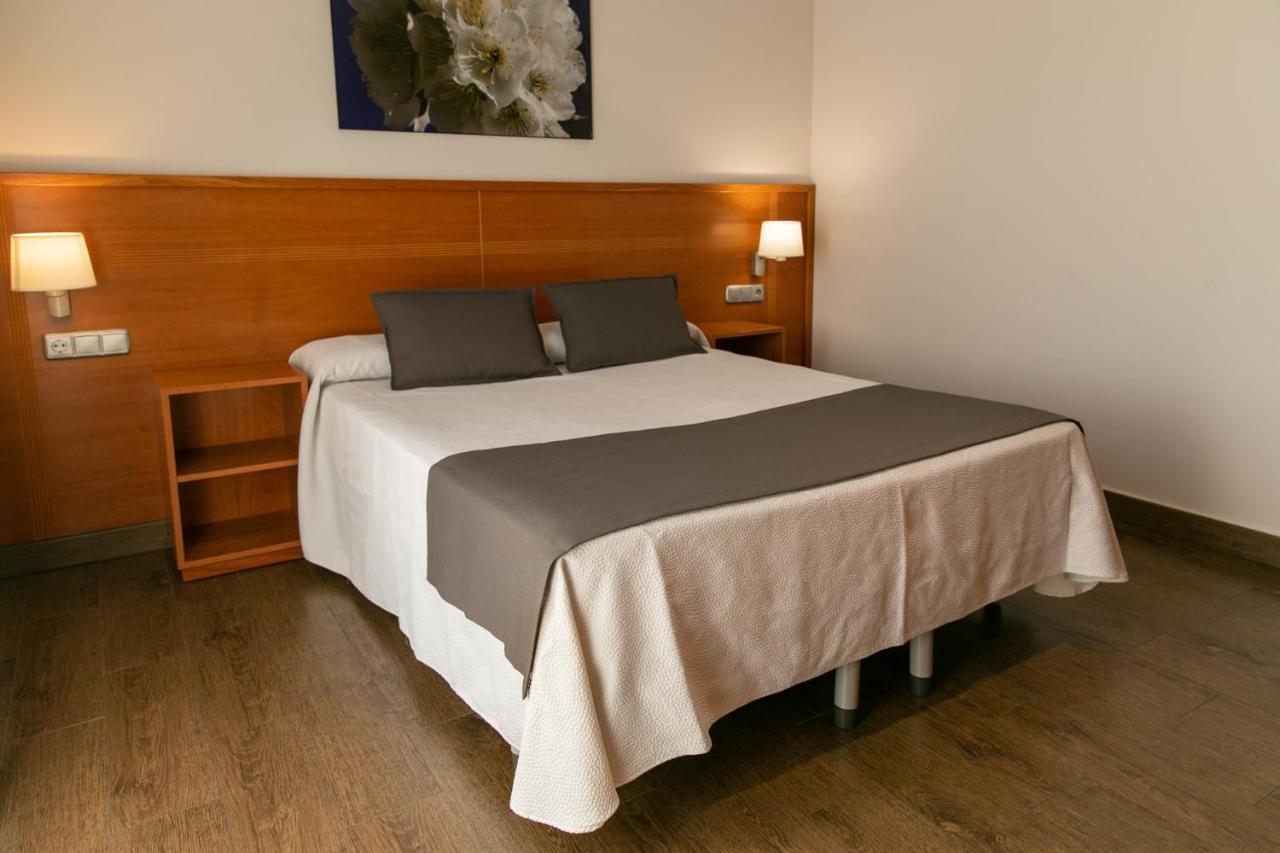 Aparthotel Cal Marcal Puig-reig  Exterior foto